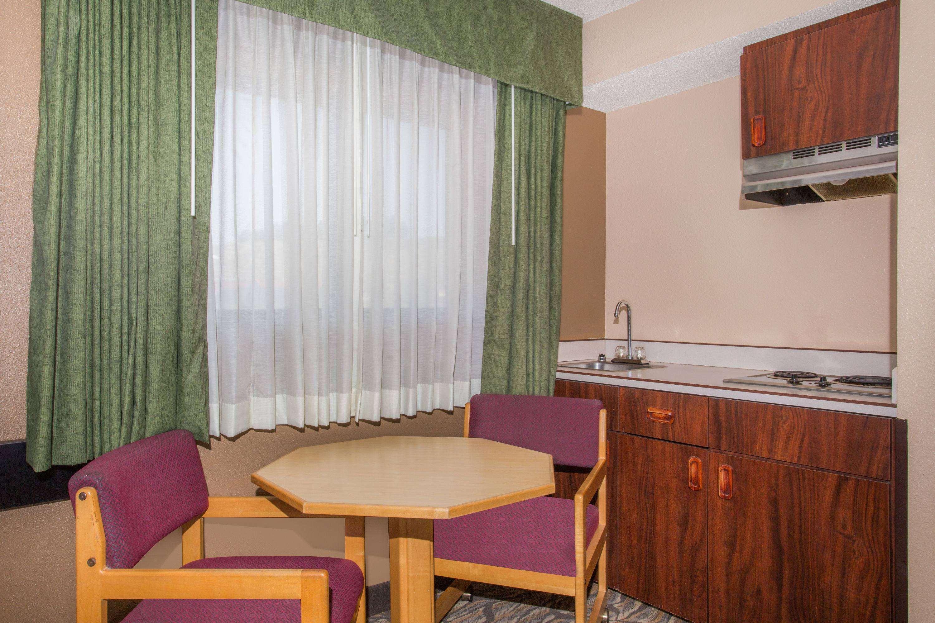 Super 8 By Wyndham Baker City Kültér fotó